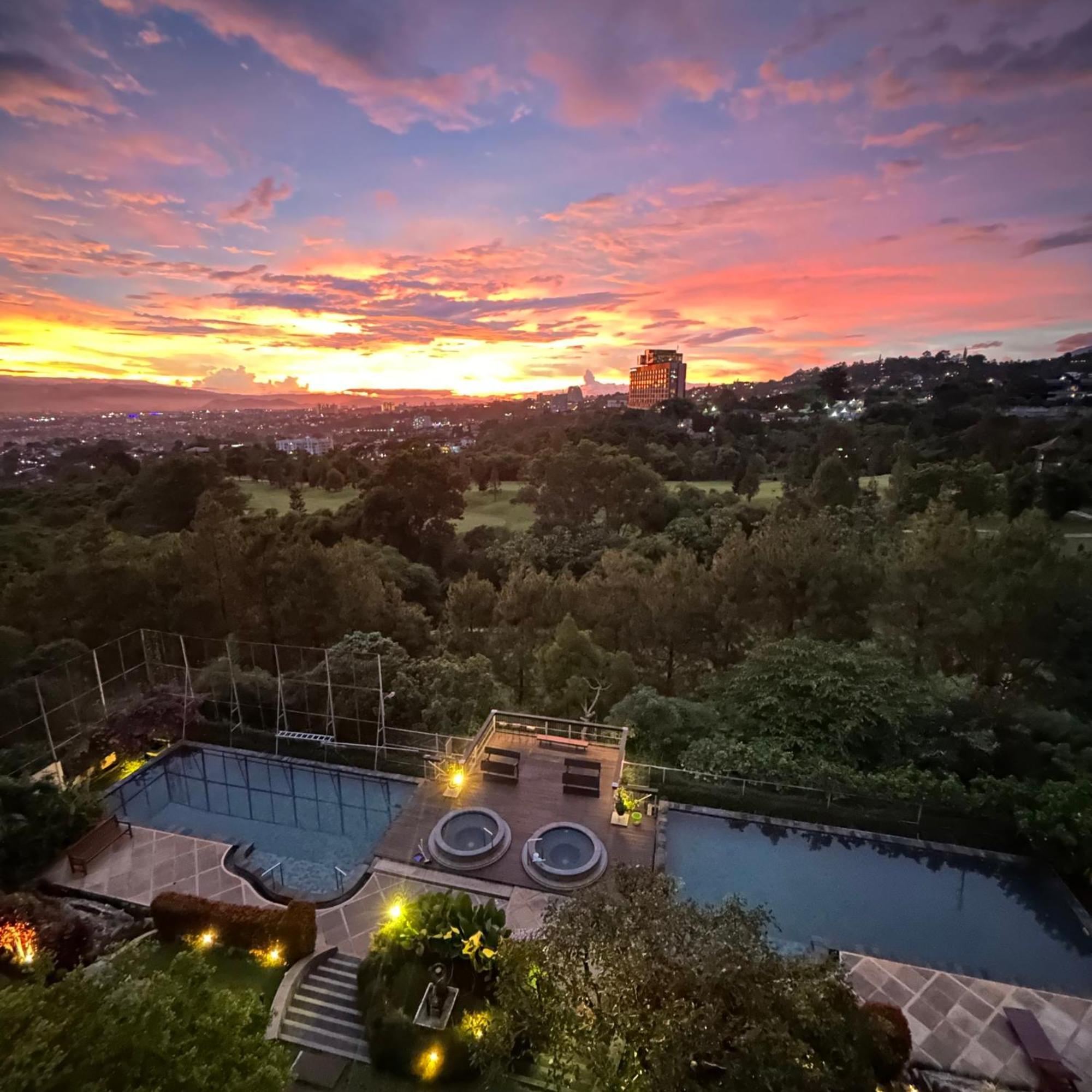 Roemah Asri Villa - Resor Dago Pakar Bandung Zewnętrze zdjęcie